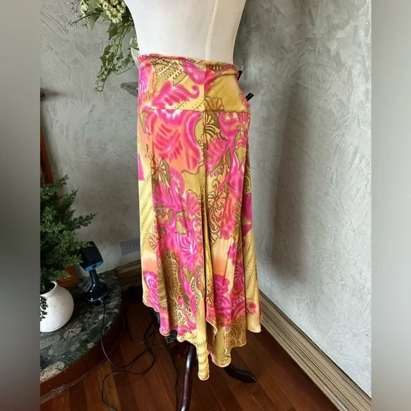 Vibrant Asymmetrical Floral Skirt - Picture 2 of 3